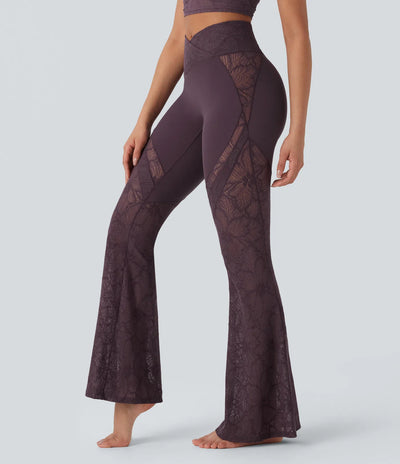 Éveil™ | Legging de yoga évasé avec taille haute et détails en dentelle